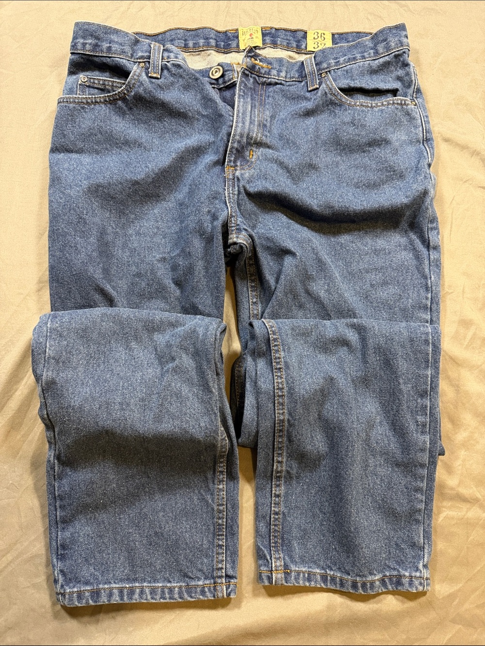 RedHead Men's Relaxed Blue Denim Jeans